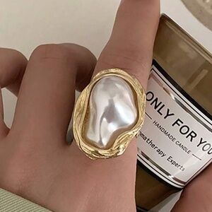 Gold Tone Vintage Look Faux Pearl Adjustable Ring